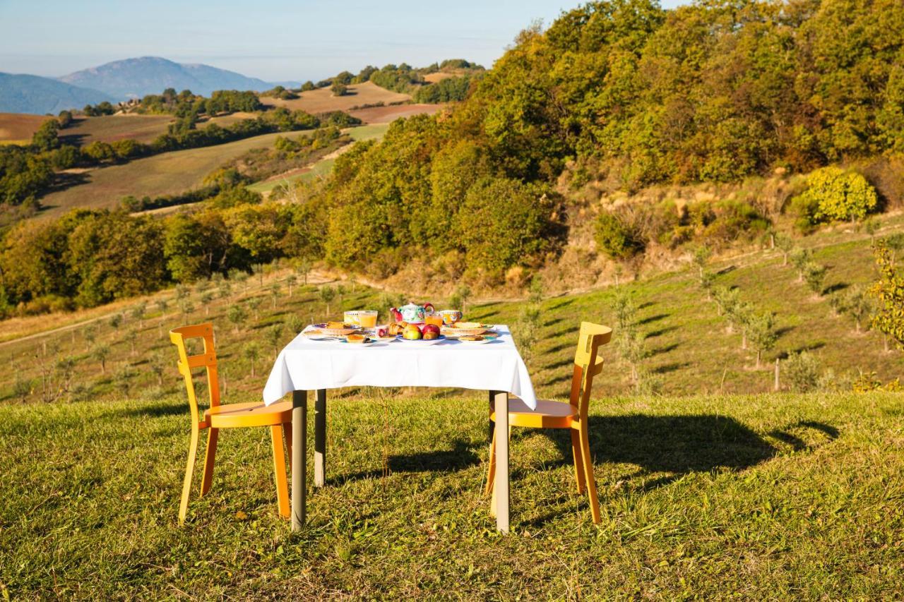 Tenuta Borgo Santa Cecilia グッビオ エクステリア 写真
