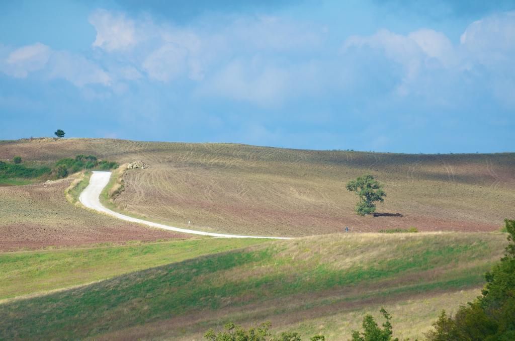 Tenuta Borgo Santa Cecilia グッビオ エクステリア 写真