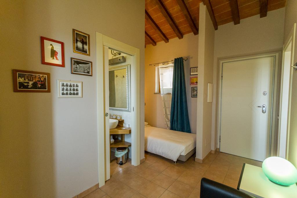 Tenuta Borgo Santa Cecilia グッビオ エクステリア 写真