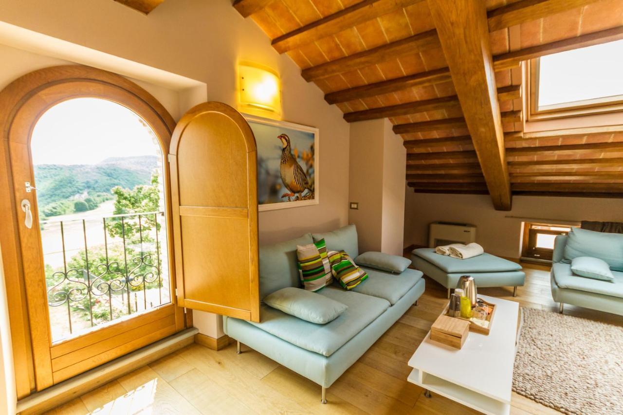 Tenuta Borgo Santa Cecilia グッビオ エクステリア 写真